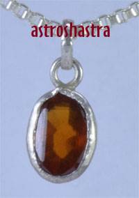 Gomed pendant